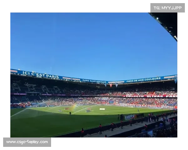 欧塞尔反击机会，希纳约科射门偏出错失良机